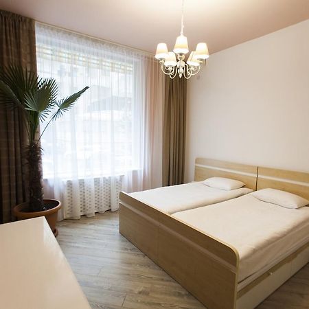 Holiday Hotel & Hostel Yerevan Luaran gambar