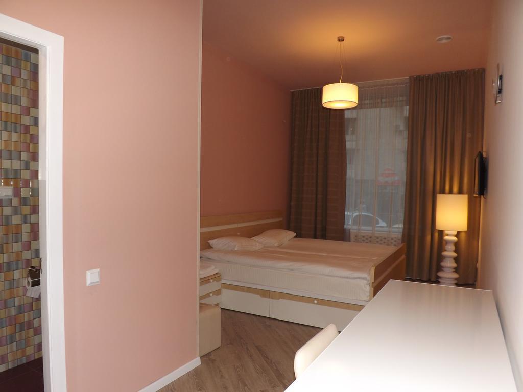 Holiday Hotel & Hostel Yerevan Luaran gambar