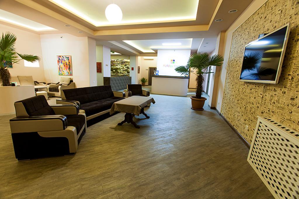 Holiday Hotel & Hostel Yerevan Luaran gambar