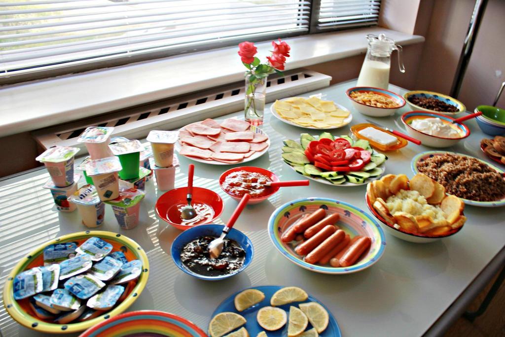 Holiday Hotel & Hostel Yerevan Luaran gambar